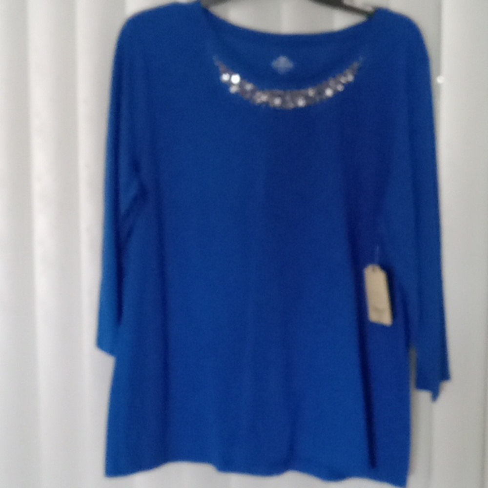 Women's Top